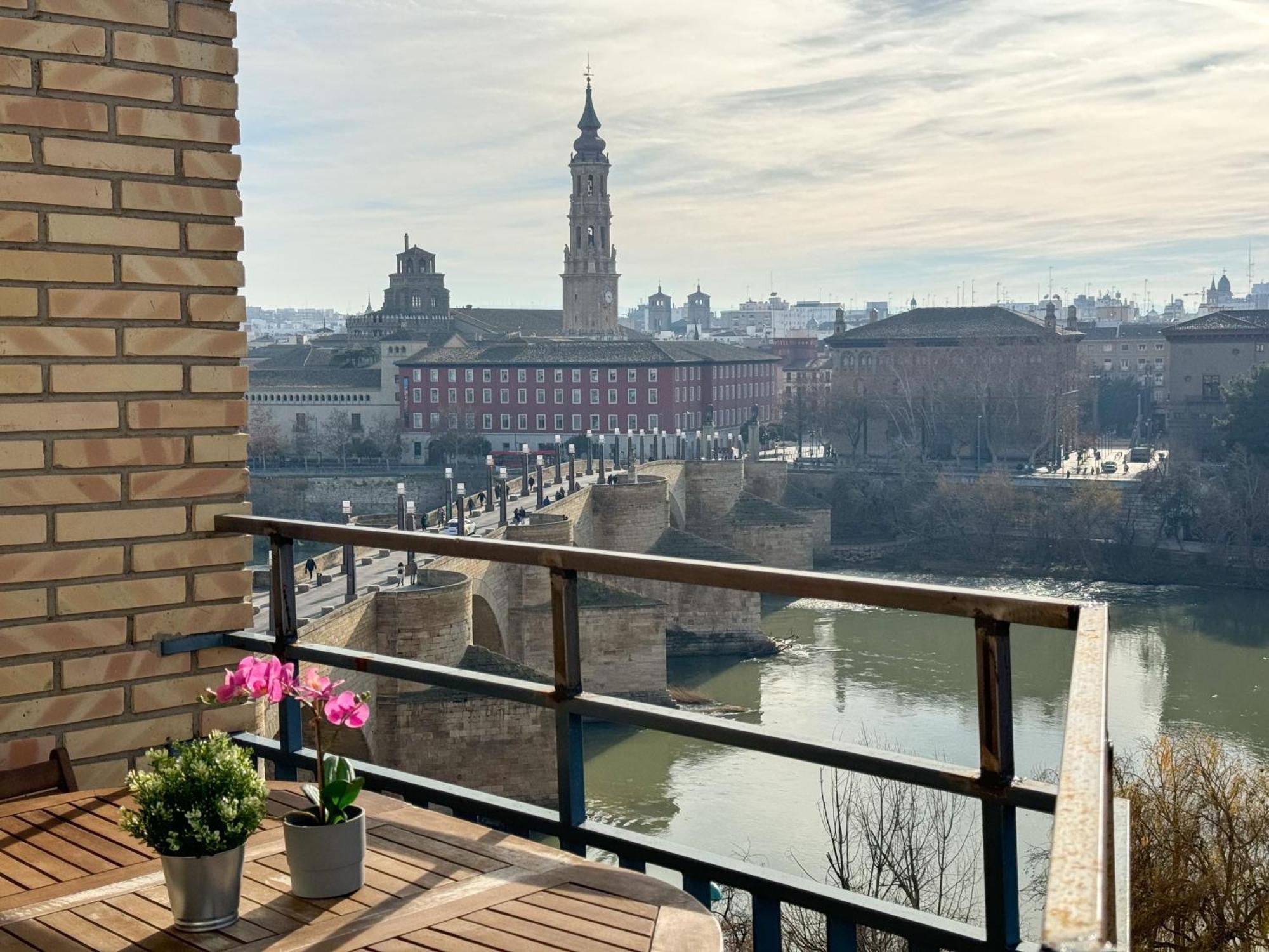 El Puente Del Pilar Comotucasa Сарагоса Экстерьер фото